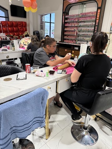 Bnails Amarillo, Nail Salons in Amarillo