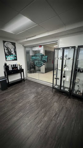Immovable Light Tattoo & Piercing Studio, Tattoo Shops in Amarillo