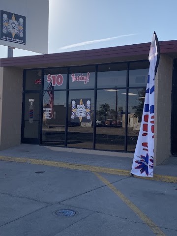 Classic Cuts Barbershop, Barbers in Las Cruces