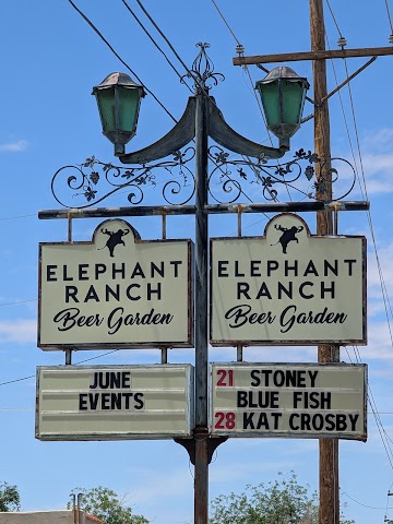 Elephant Ranch, Bars in Las Cruces