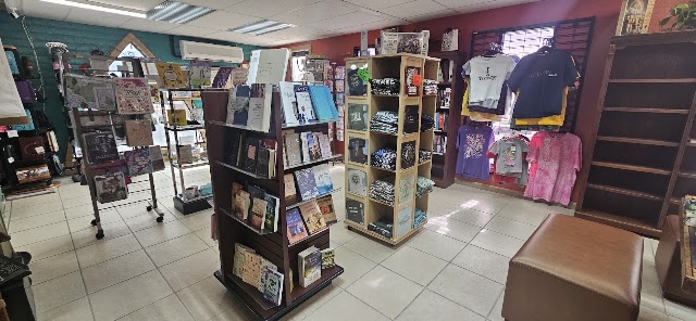Smiles Christian Books & Gifts, Bookstores in Las Cruces