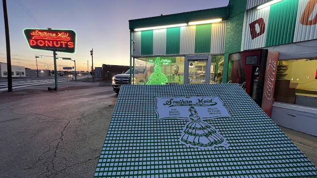 Southern Maid Donuts, Donuts in Odessa