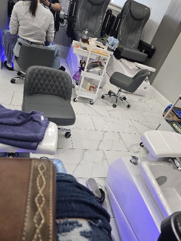 Castle Nail Bar, Nail Salons in Odessa