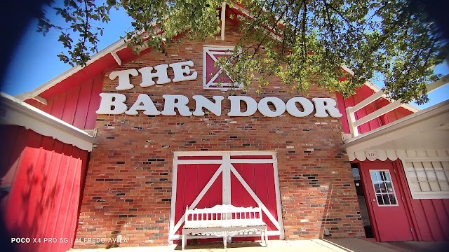 The Legendary Barn Door Steakhouse, Steakhouses in Odessa