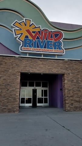 Wild River Family Entertainment Center, Arcades in Yuma