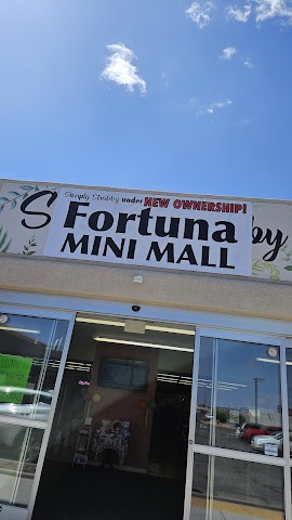 Luna Estrella Crystals, Gift Shops in Yuma