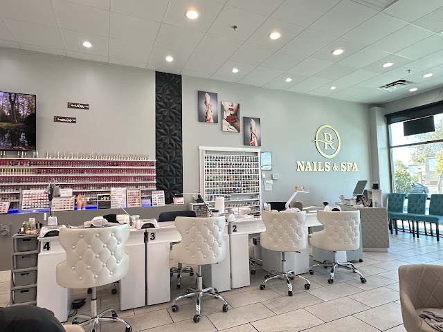 Royal Nails and Spa, Nail Salons in Yuma