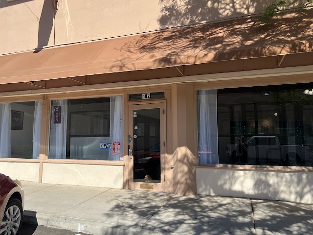 A Touch of Class Cat House, Pet Groomers in Yuma