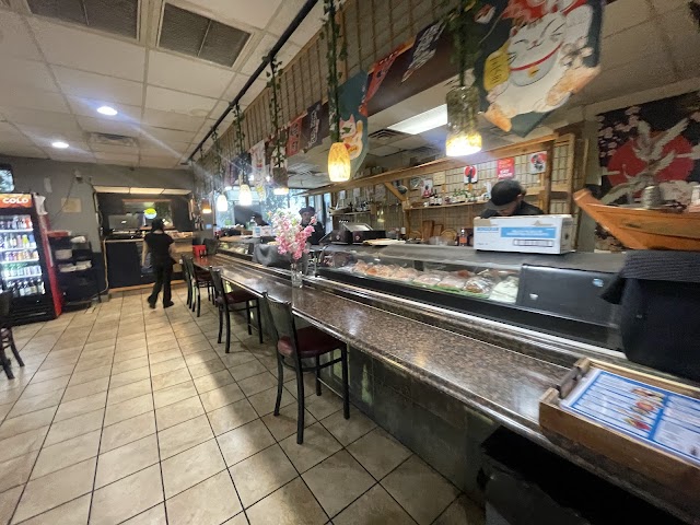 Blue Fin Sushi & Grill, Sushi & Japanese Restaurants in Yuma